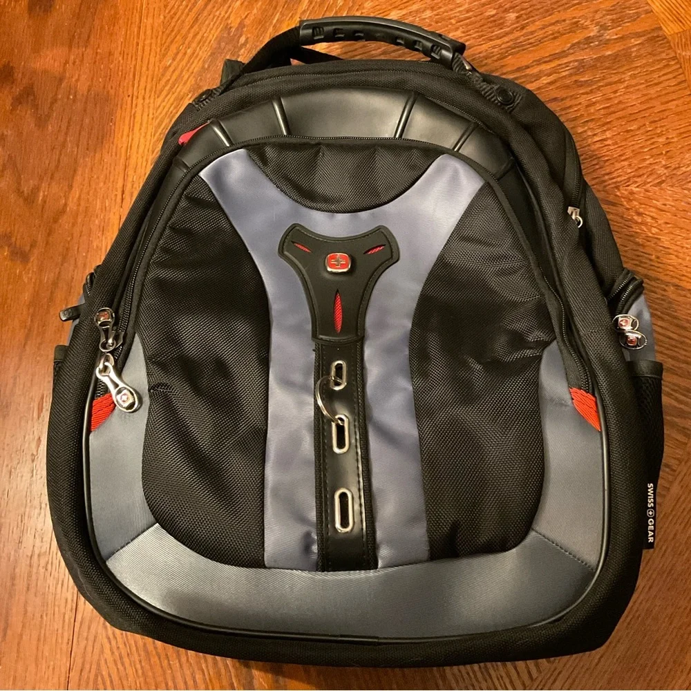 SwissGear Wenger Exclusive Super Deluxe 17” Laptop/Storage/Organizer Backpack!